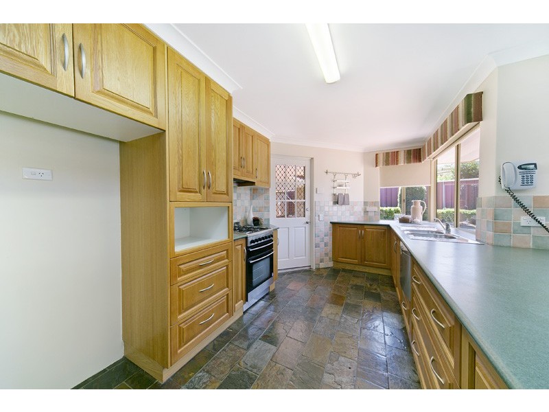 2 Blakers Ridge, Winthrop WA 6150