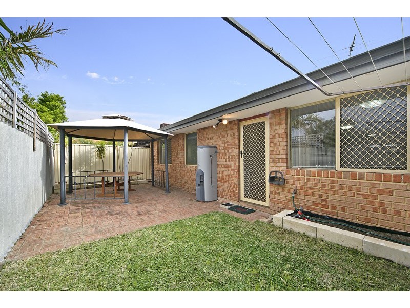 2/171 Bateman Road, Brentwood WA 6153