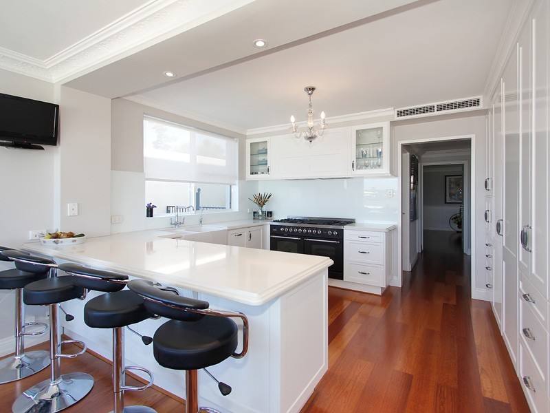 22 Rookwood Street, Mount Pleasant WA 6153