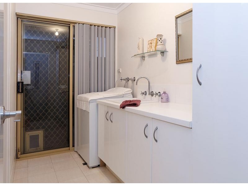 89B Coogee Rd, Ardross WA 6153