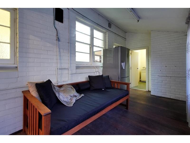 79B Reynolds Rd, Mount Pleasant WA 6153