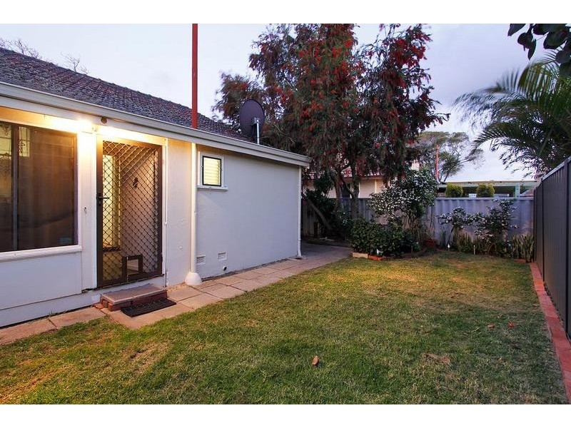 79B Reynolds Rd, Mount Pleasant WA 6153