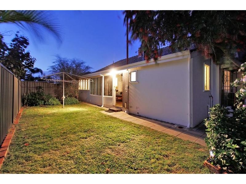 79B Reynolds Rd, Mount Pleasant WA 6153