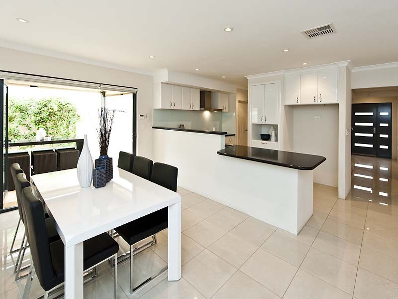 69D Gairloch Street, Applecross WA 6153