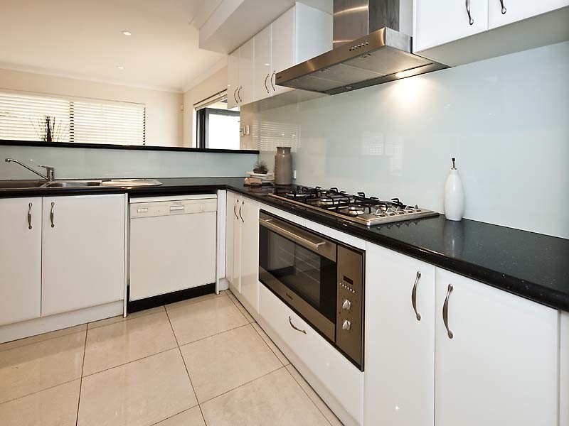 69D Gairloch Street, Applecross WA 6153