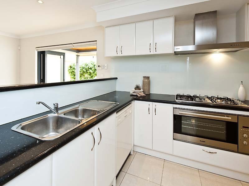 69D Gairloch Street, Applecross WA 6153