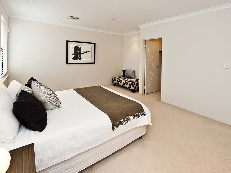 69D Gairloch Street, Applecross WA 6153