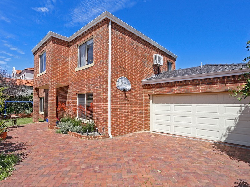 42A Beach Street, Bicton WA 6157