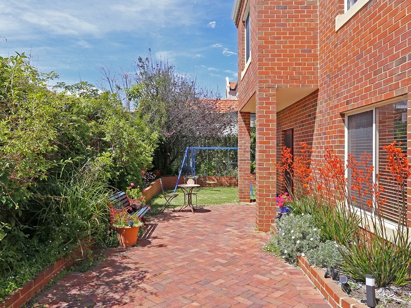 42A Beach Street, Bicton WA 6157