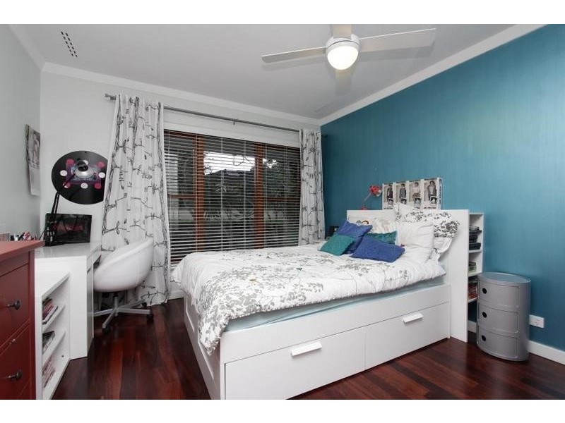 18 Prosser Way, Myaree WA 6154