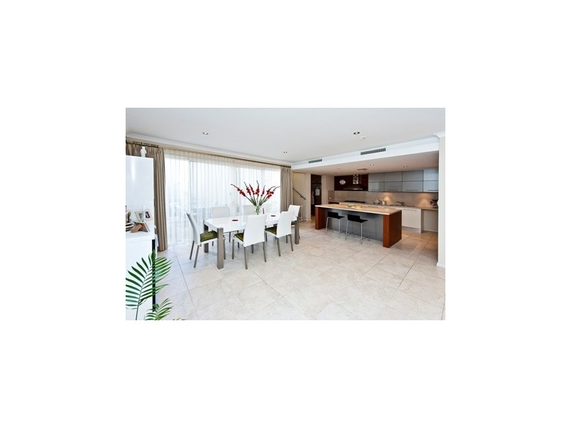 4 Bernier Rise, North Coogee WA 6163