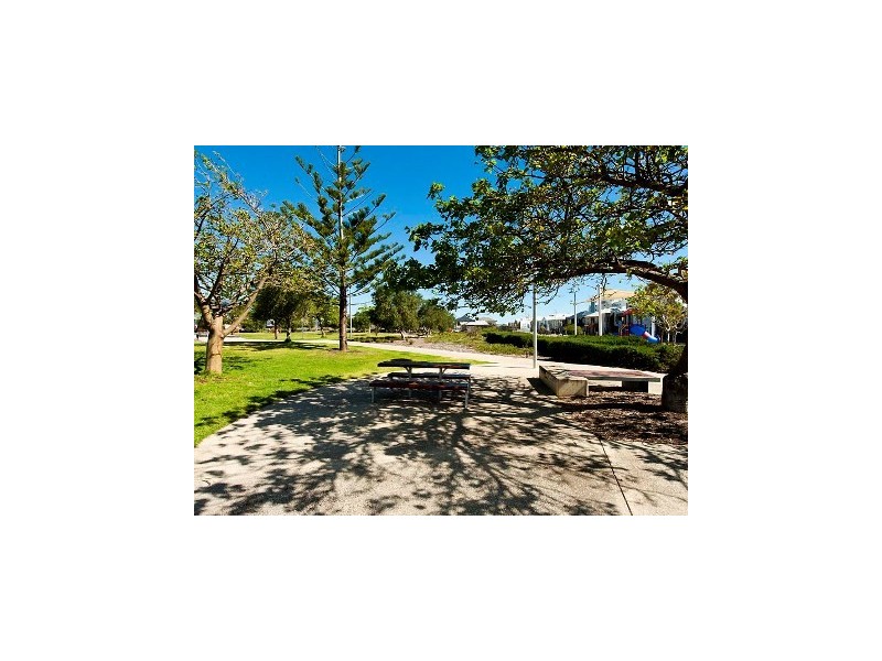 4 Bernier Rise, North Coogee WA 6163