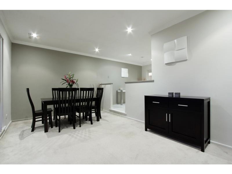 8 Cameron Way, Kardinya WA 6163