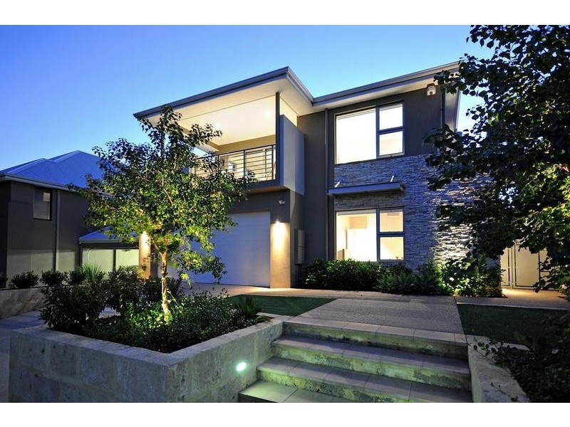 27 Bristol Avenue, Bicton WA 6157