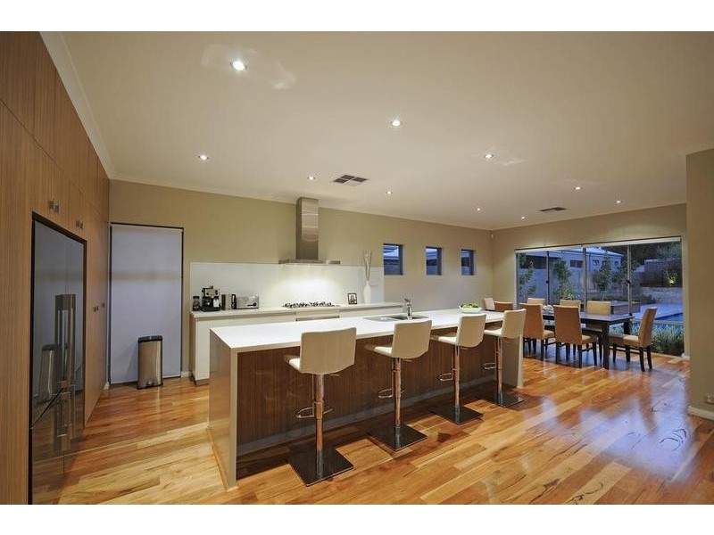 27 Bristol Avenue, Bicton WA 6157