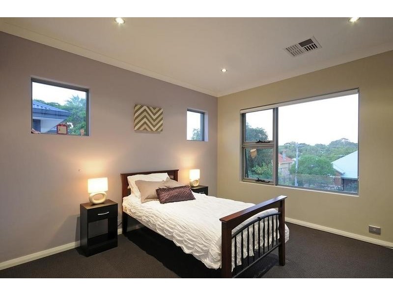 27 Bristol Avenue, Bicton WA 6157