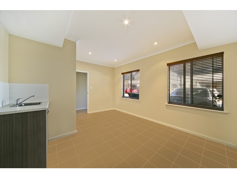 17/39 Simpson Street, Applecross WA 6153