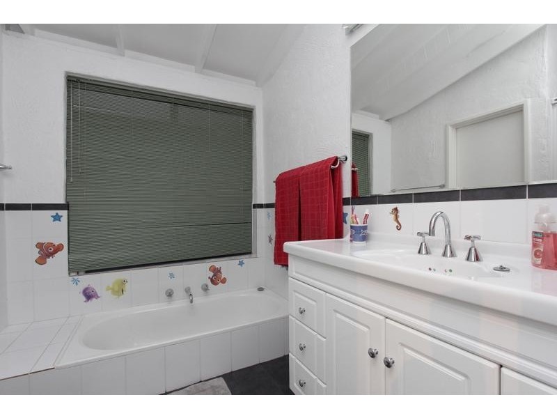 18D Ullapool Road, Mount Pleasant WA 6153