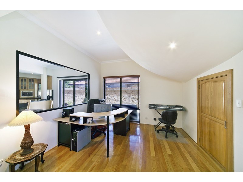 7 Bateman Rd, Mount Pleasant WA 6153