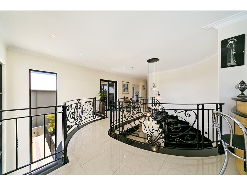 7 Bateman Rd, Mount Pleasant WA 6153