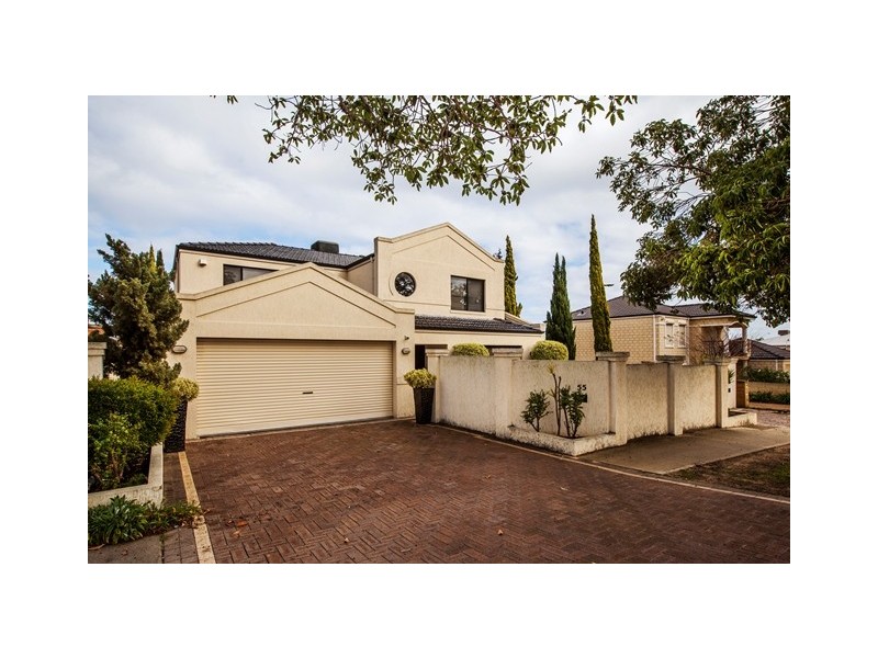 55 Reynolds Road, Mount Pleasant WA 6153