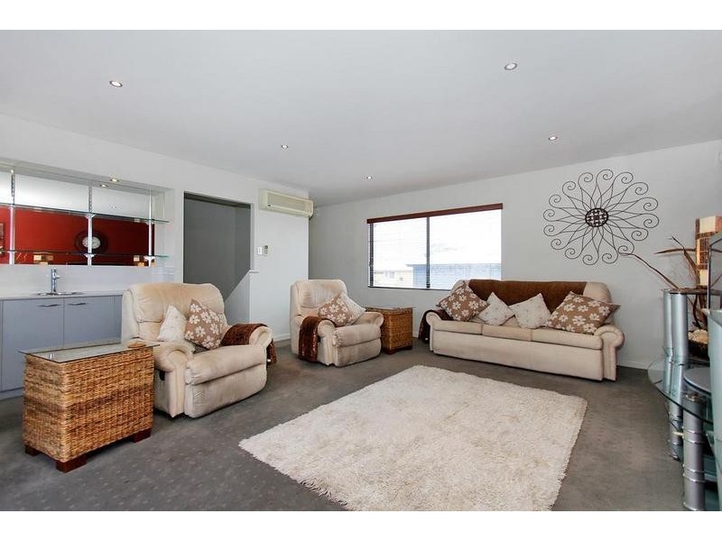 15A Norma Road, Alfred Cove WA 6154