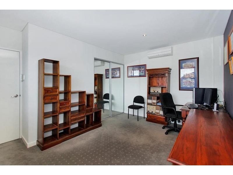 15A Norma Road, Alfred Cove WA 6154