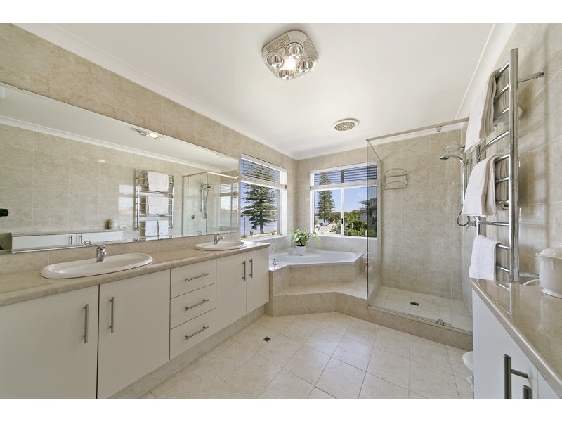 23A The Esplanade, Mount Pleasant WA 6153