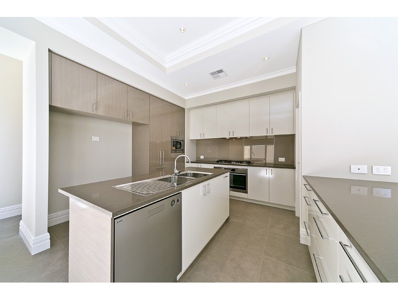 2/1 Drew Road, Ardross WA 6153