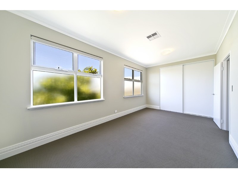 2/1 Drew Road, Ardross WA 6153