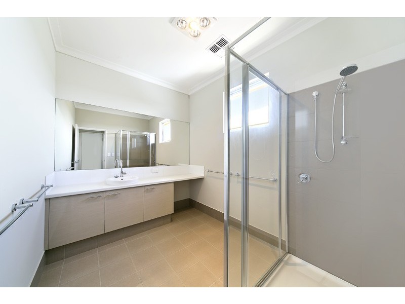 2/1 Drew Road, Ardross WA 6153