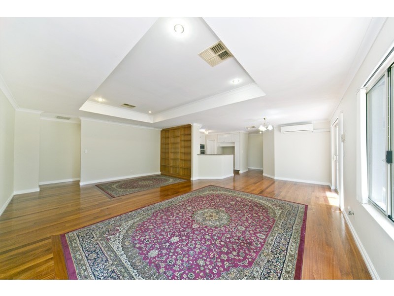 17 Moonlight Cove, Brentwood WA 6153