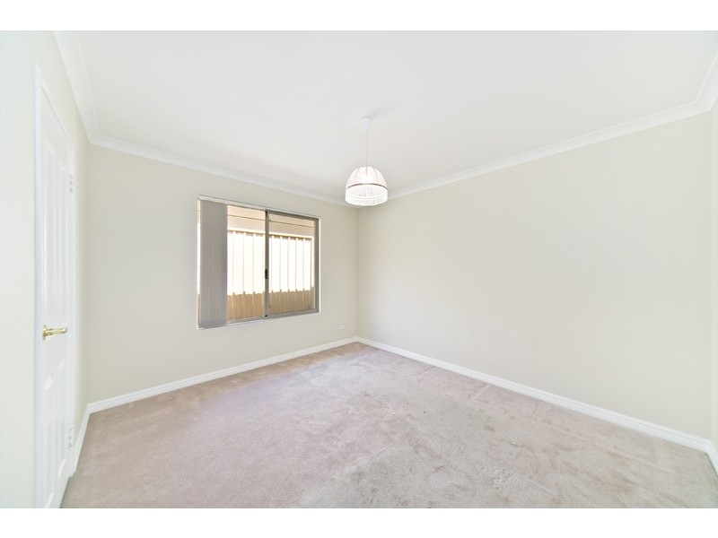 17 Moonlight Cove, Brentwood WA 6153