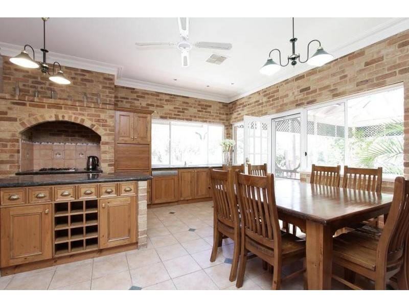 38 Hausen Court, Banjup WA 6164