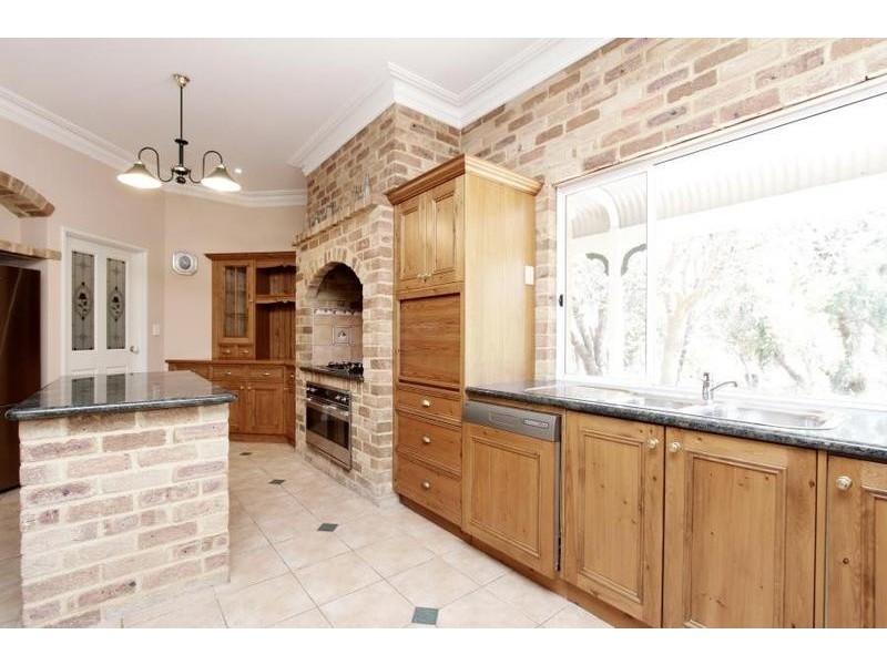 38 Hausen Court, Banjup WA 6164