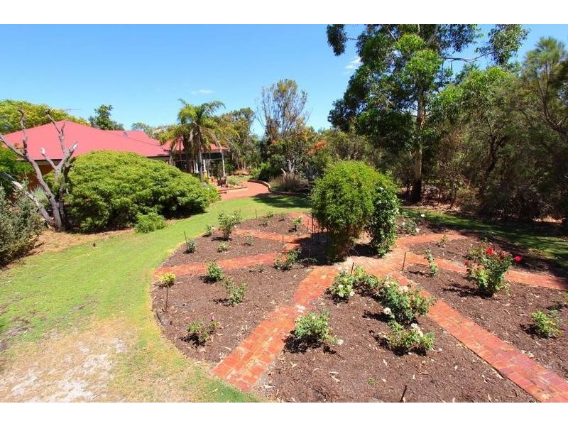 38 Hausen Court, Banjup WA 6164