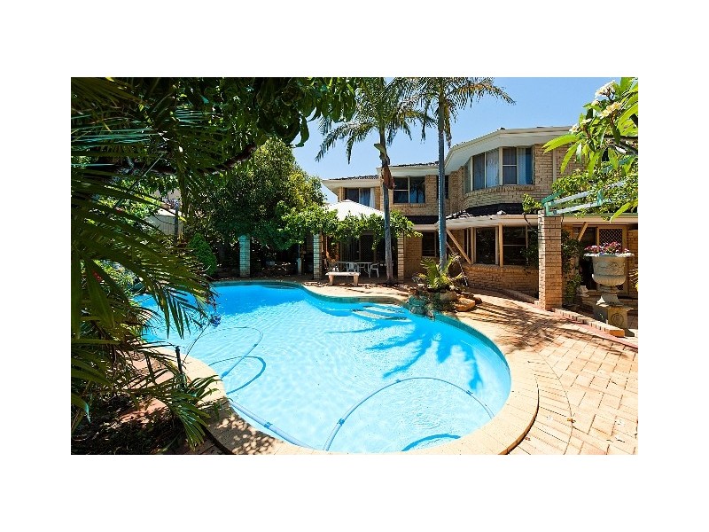 25 Rintoul Loop, Booragoon WA 6154