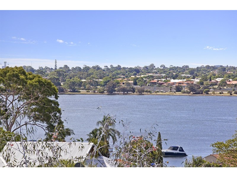 27A The Esplanade, Mount Pleasant WA 6153