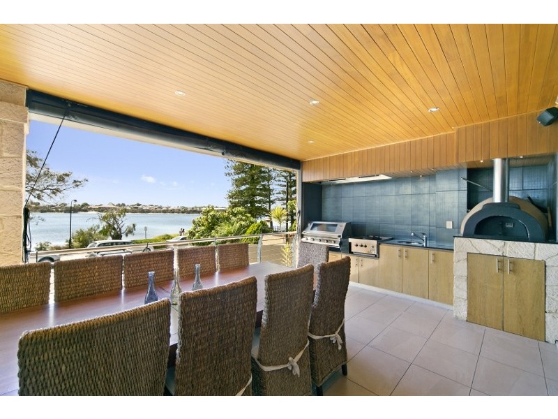 27A The Esplanade, Mount Pleasant WA 6153