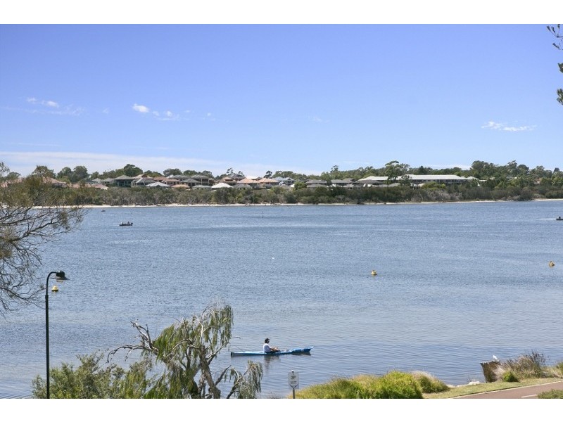 27A The Esplanade, Mount Pleasant WA 6153