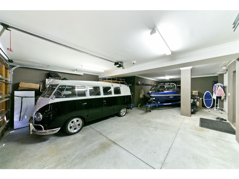 27A The Esplanade, Mount Pleasant WA 6153