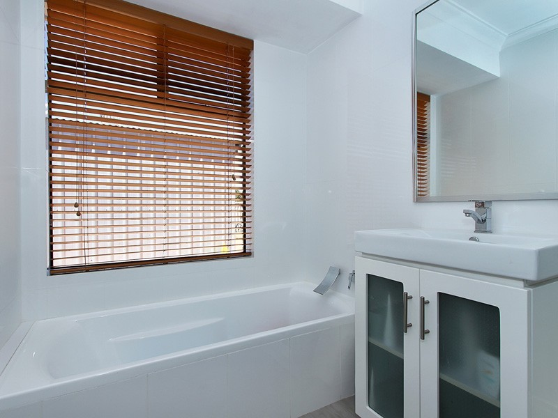 17 Tralee Way, Waterford WA 6152