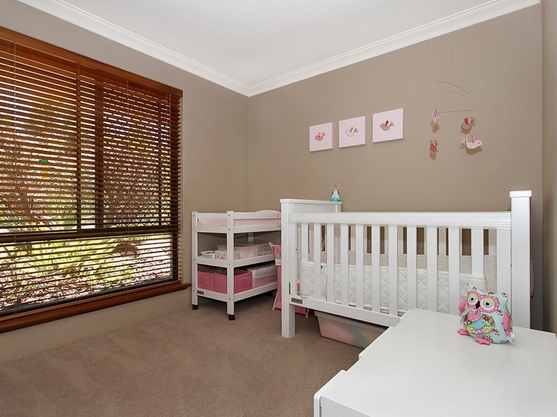 17 Tralee Way, Waterford WA 6152