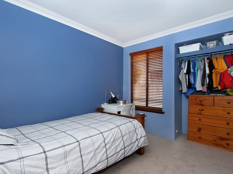 17 Tralee Way, Waterford WA 6152