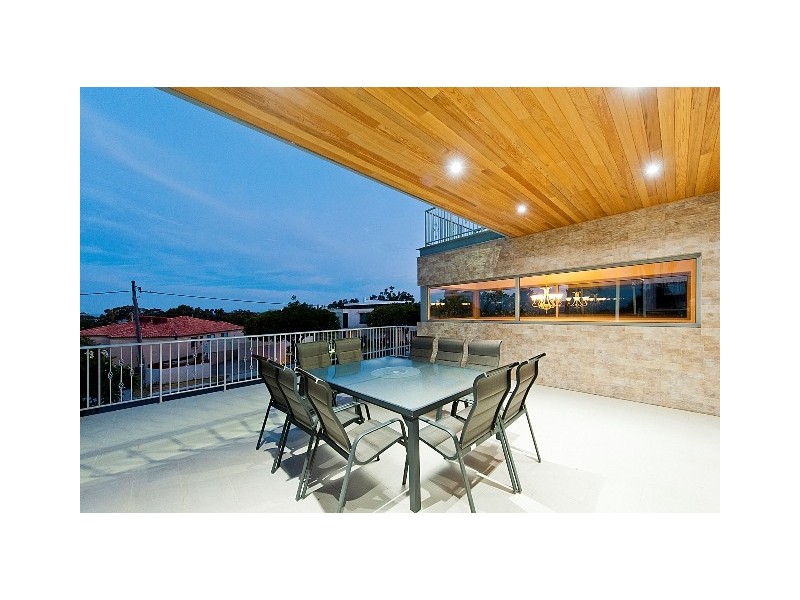 18 Doongalla Road, Attadale WA 6156