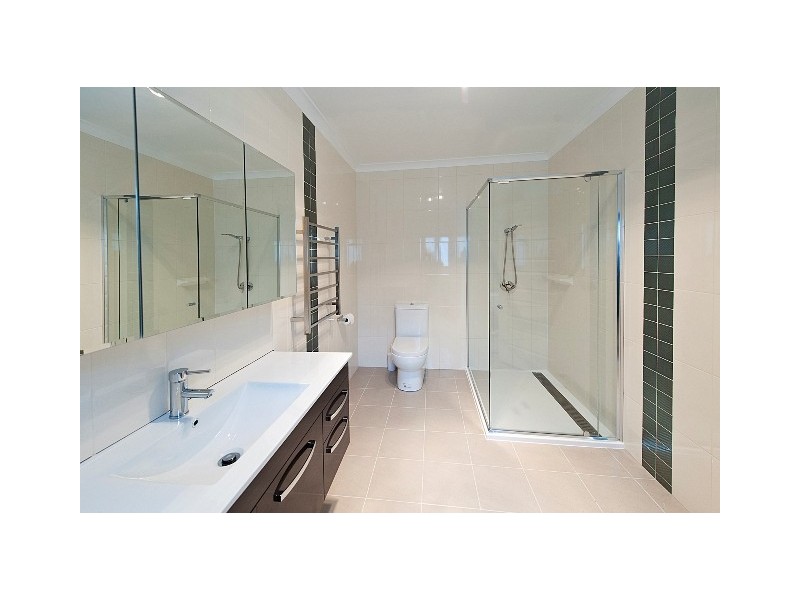 18 Doongalla Road, Attadale WA 6156