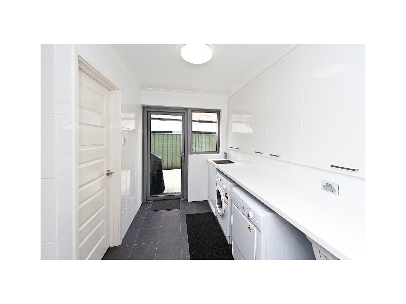 18 Doongalla Road, Attadale WA 6156