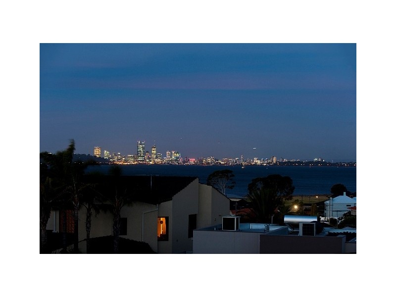 18 Doongalla Road, Attadale WA 6156