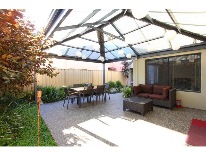 2C Drew Road, Ardross WA 6153
