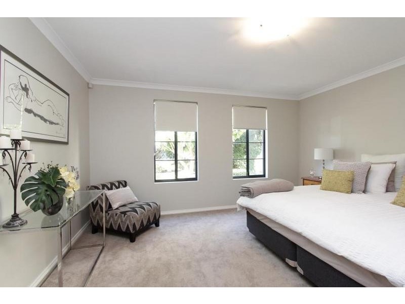 2C Drew Road, Ardross WA 6153